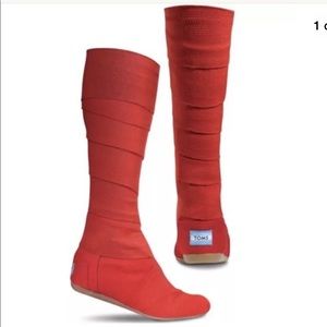 Toms Rare No Polo Widow Wrap Boots Red